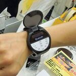 ASCII.jp：BluetoothでリンクできるPRADAブランドのデジタル腕時計！