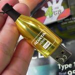 ワインボトルを彷彿とさせるUSBメモリーがADATAから