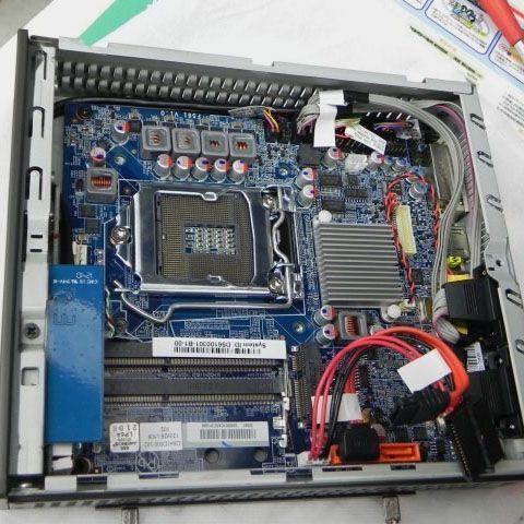 ASCII.jp：Ivy Bridgeも使える厚さ38mmのベアボーン「DS61」が近日登場