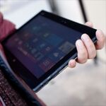 重量約850gのWin8タブレットとしても使いやすい！