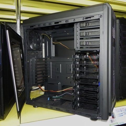 ASCII.jp：拡張性が高い約1万円のENERMAX製PCケース「Fulmo ST」