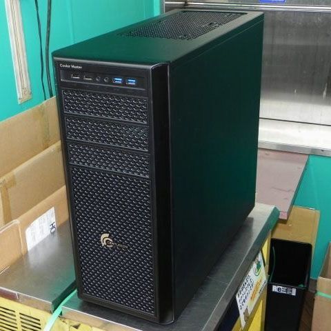 ASCII.jp：CM製ケースの定番モデル「Centurion 6」が間もなく発売開始