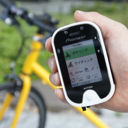 ASCII.jp：スマホナビよりすごい 自転車に特化した「ポタナビ SGX-CN710」 (1/4)