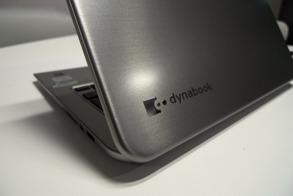 定番新作東芝 Dynabook V632 Windowsタブレット本体