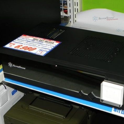 ASCII.jp：6000円台で買える拡張性の高いMini-ITX対応HTPCケース
