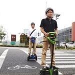 ASCII.jp：最高時速9.5km、“遊び道具”な電動車椅子「ZINGER」日本発売へ