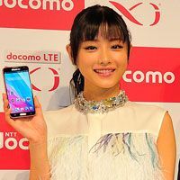 Ascii Jp シリーズ初の日本専用モデル Galaxy J をじっくり見る