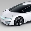 ホンダ、新型燃料電池電気自動車をLAオートショーで世界初披露、2015年発売予定