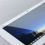 ASCII.jp：重さ595g、LTE対応のWin 8.1タブ「Mebius Pad」—IGZO搭載