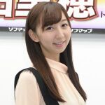 飯田里穂、初めての台湾で胸元開いたミニチャイナを初披露