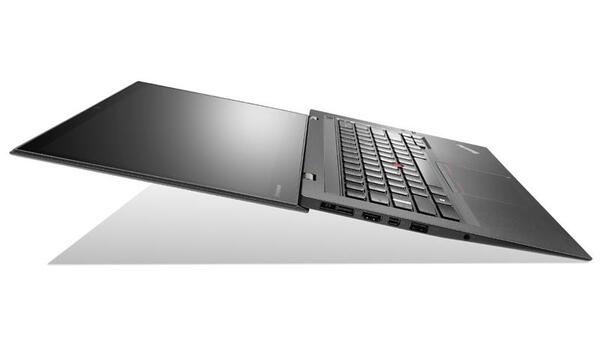薄型ボディーの「ThinkPad X1 Carbon」