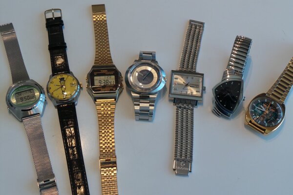 50年代～70年代後半がピークの“なんちゃってクラシック系”腕時計。基本テクノロジーも多岐にわたる。多少メンテに費用がかかるが、持っている嬉しさを実感できるモデル