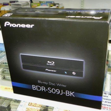 ASCII.jp：パイオニアから内蔵型Blu-ray Discドライブの新製品「BDR-S09J」