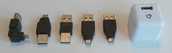 各種USBプラグコンバーターとUSB/ACアダプターを組み合わせるのも面白い