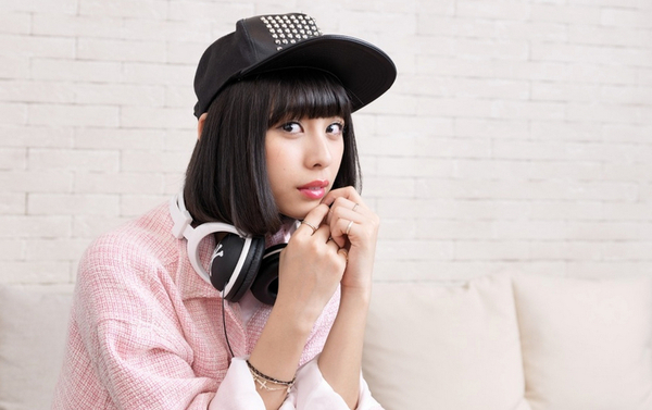 Ascii Jp Super Girls 田中美麗 メンバーともよくヘッドフォンの話をします