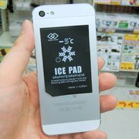 Ascii Jp 貼るだけでスマホ表面の温度が下がる スマホ用クールシート