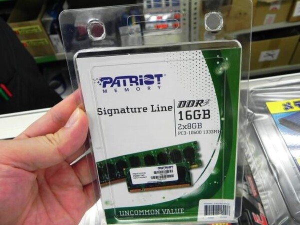 「Signature Line Series」