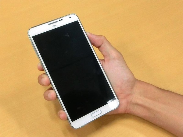 Ascii Jp Iphone 6 Plusにサイズが近いのは万札 それよりコレだ