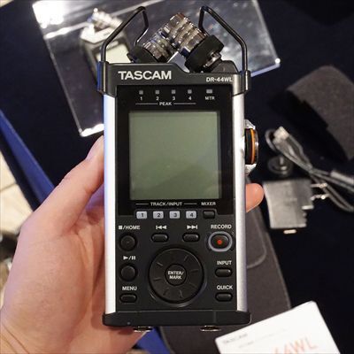 ASCII.jp：Wi-Fiで離れた場所から録音できるTASCAM「DR-44WL」