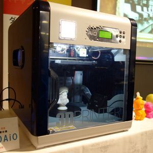 ASCII.jp：立体をコピー!? スキャナー内蔵で12万円の3Dプリンターが登場