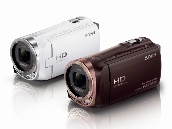 エントリーモデルの「HDR-CX480」。マルチカメラコントロールやハイライトムービーメーカー、XAVC Sの50Mbps記録が利用可能だが、空間光学手ブレ補正は非搭載。1月22日発売予定で、予想実売価格は7万円前後
