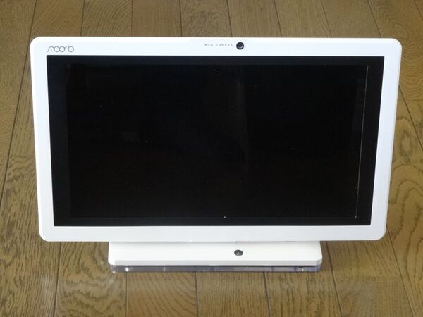 今回、約2万円で購入したAndroid搭載デスクトップPC。デザインはそれほど悪くないように思う