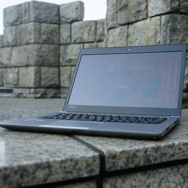 ASCII.jp：スティック型ポインター野郎に勧めたい「dynabook R63」