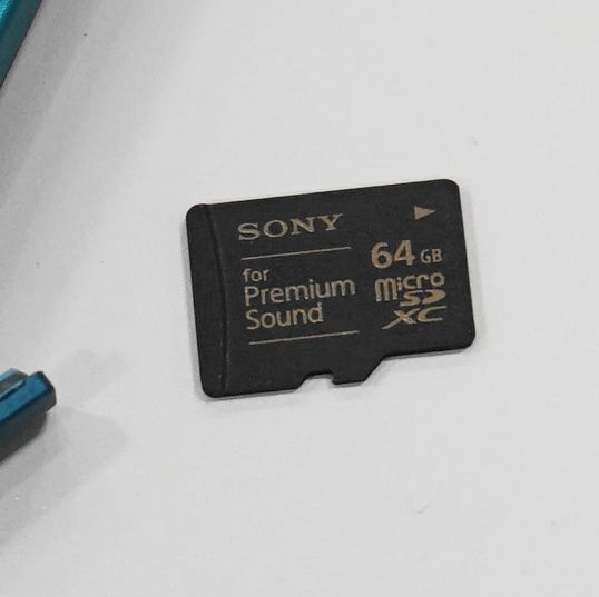 ASCII.jp：64GBで2万円！ ソニーから音質重視のプレミアムmicroSDカード