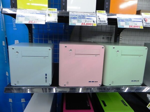 ASCII.jp：ピンクやグリーンもあるアビー製のキューブケースが発売開始
