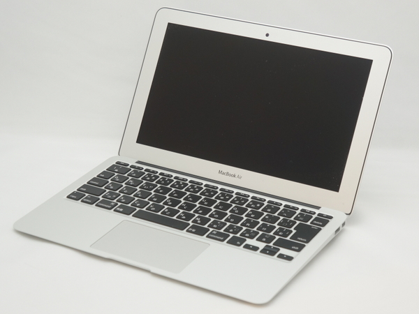 「MacBook Air 11」は2012年モデル。BootCampを利用することでWindowsとのデュアルブートが可能になるはず