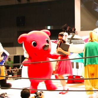ASCII.jp：ニコニコ超会議 2015でくまモンやチーバくんらがプロレス