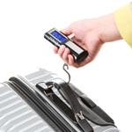 ASCII.jp：手荷物の重量チェックに。コンパクトなフック式はかり