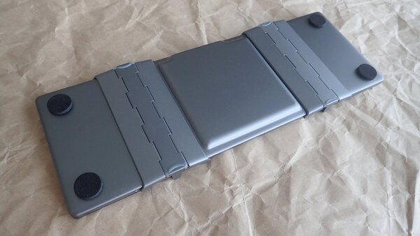 Ascii Jp 携帯性を求めて 実測185gの超軽量3つ折りキーボードを衝動買い 2 2