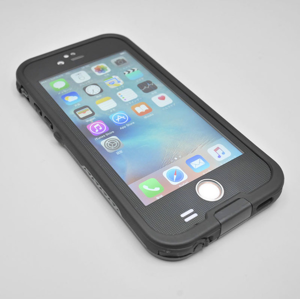 ASCII.jp：iPhone 6s/6s Plus対応の格安防水耐衝撃ケースを着せてみた！