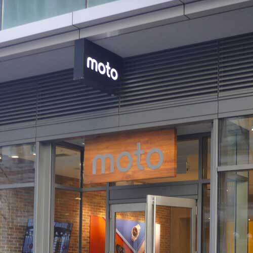 モトローラファンは絶対行くべき！ シカゴの直営ショップ「Moto Shop」に訪問