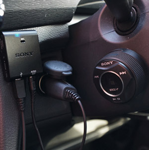 Xperia Earの体験を愛車に実装するソニー純正スマホコントローラーを試した