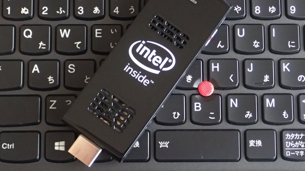 本家から登場したIntel Compute Stick。Intel insideロゴ欲しさに衝動買い