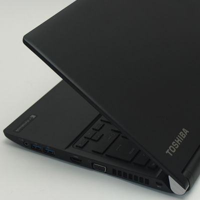 めちゃ軽中古パソコン。速度もOK。dynabook R73/AN