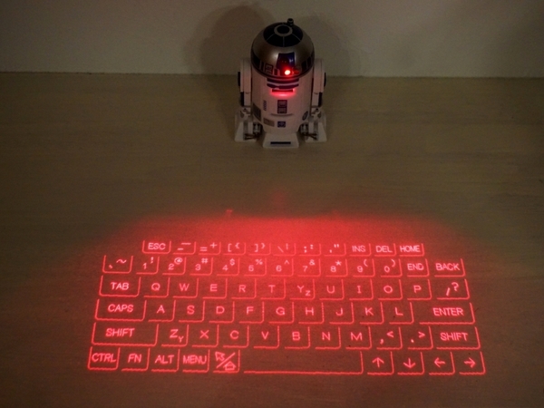 ASCII.jp：R2-D2のバーチャルキーボードを使ってみた！ かっこいいだけ