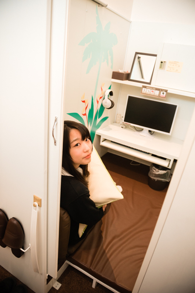 Ascii Jp 女性専用のインターネットカフェが秋葉原に登場 1 2