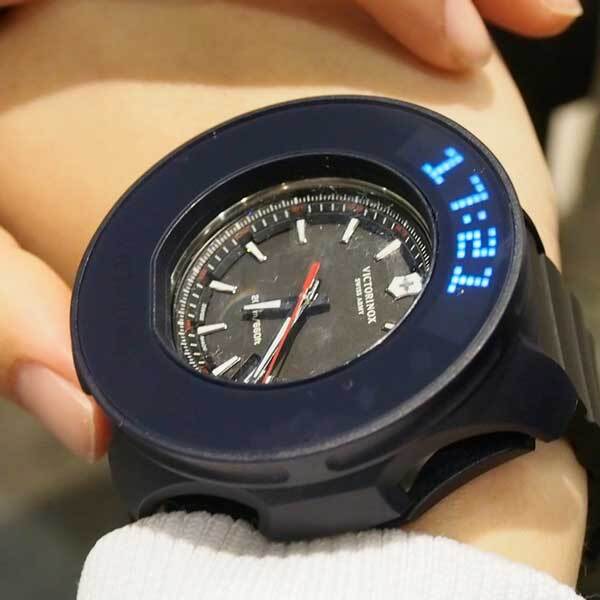 腕時計をスマートウォッチ化する「Cybertool」をacerとビクトリノックスが発表