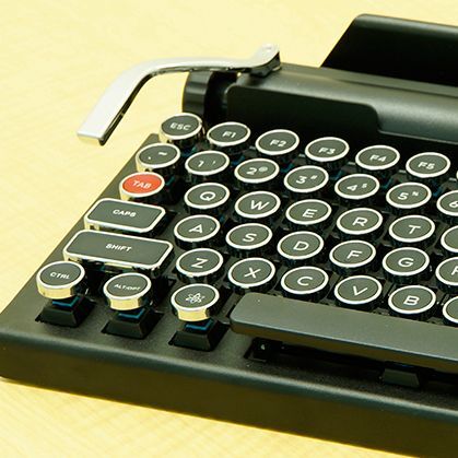 ASCII.jp：タイプライター風Bluetoothキーボード「QWERKYWRITER」、国内販売開始