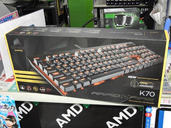 超ポイント祭?期間限定】 Corsair Gaming K70 LUX RGB Mechanical Keyboard, Backlit LED,  Cherr