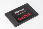 コスト重視のPC自作に狙い目のSanDisk「SSD PLUS」