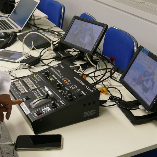 配信機材です。 ASCII.jp：企業のライブ配信の機材は何が必要？ カメラ、スイッチャー