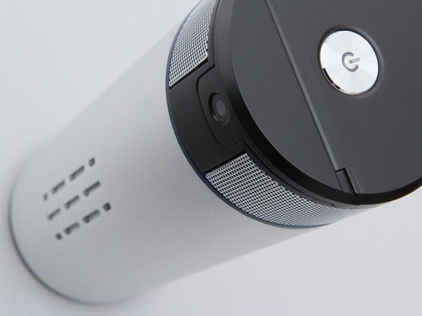 Diginnos CanPC DG-CANPC/Win10HOME64bit/Atom x7-Z8700/eMMC32GB ：奇抜な造型に惚れる、ボトル型PC「Diginnos DG-CANPC」を