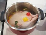 鶏一羽ドボンでサムゲタン! シャープ自動調理鍋「ホットクック」が進化