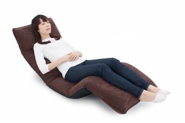超リラックスできる寝椅子 NASA提唱「中立姿勢」保てる