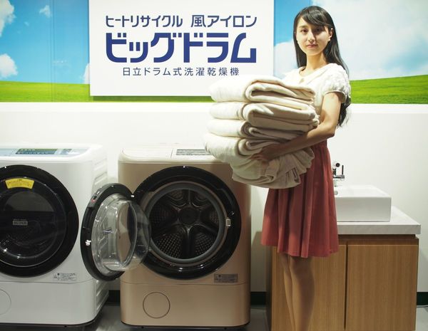 ASCII.jp：日立、毛布4枚ぶちこめる洗濯乾燥機「ヒート