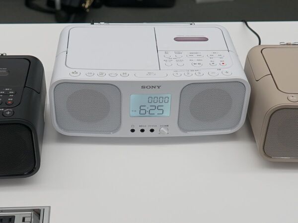 直営店に限定 今なら1000円引きSONY ラジカセ ラジオ カセット CD CFD-S401 ラジオ